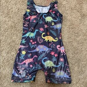 Amazon Essentials Kids Dinosaur Print Gymnastics/tumbling onesie 4/5T